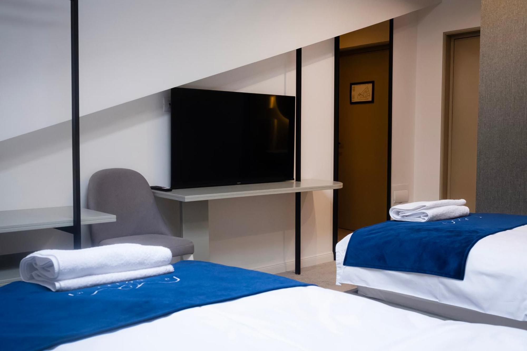 Nam Hotel Призрен Экстерьер фото